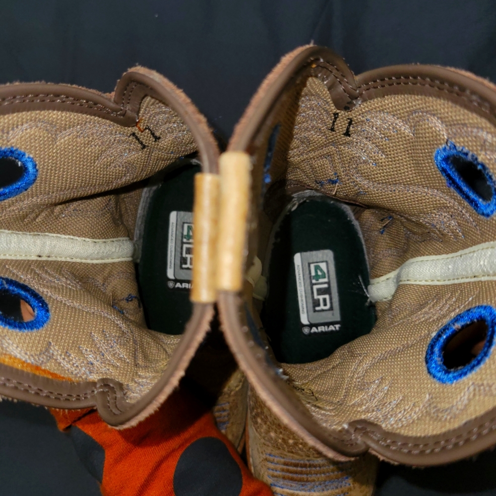 Ariat boots - Picture 4 of 5